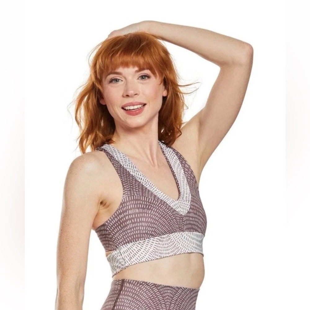 Beyond Yoga V-Neck Racerback Sports Bra Chevron Printed Tan Brown White Size S
